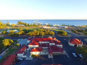 Отель Esplanade Hotel Busselton  Бюссельтон